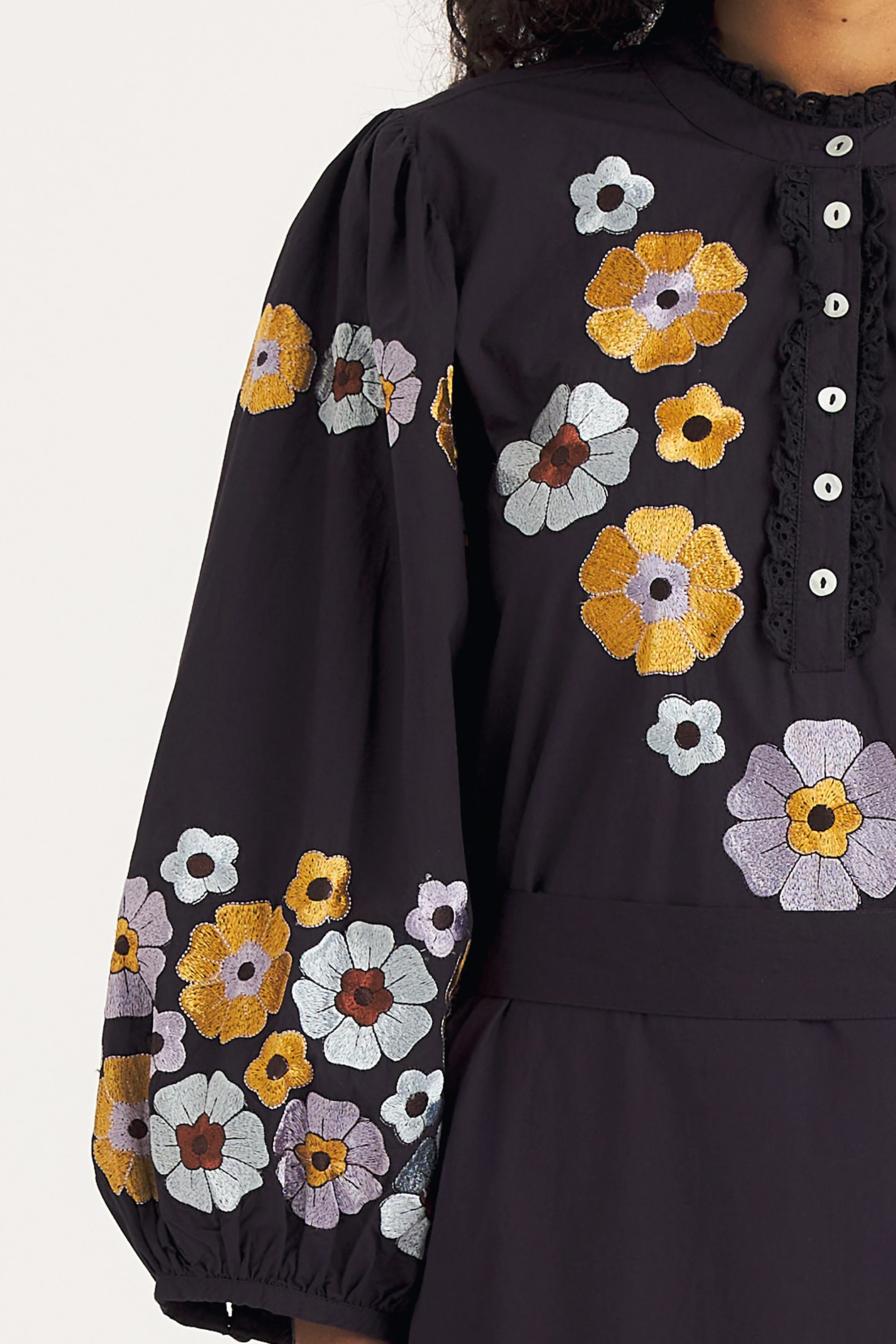 Robe longue brodée Amantina - Image 3
