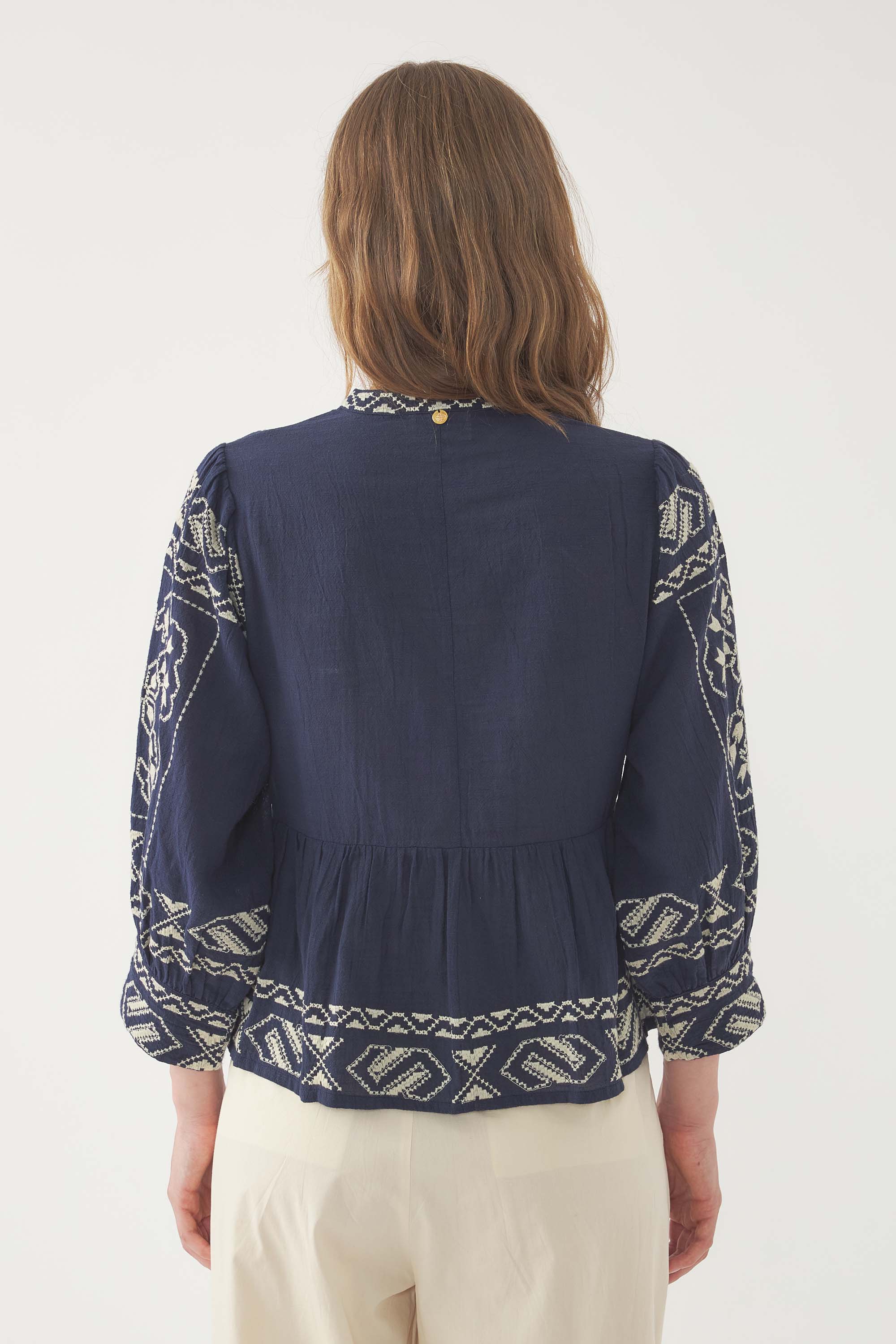 Blouse brodée Milos - Image 3