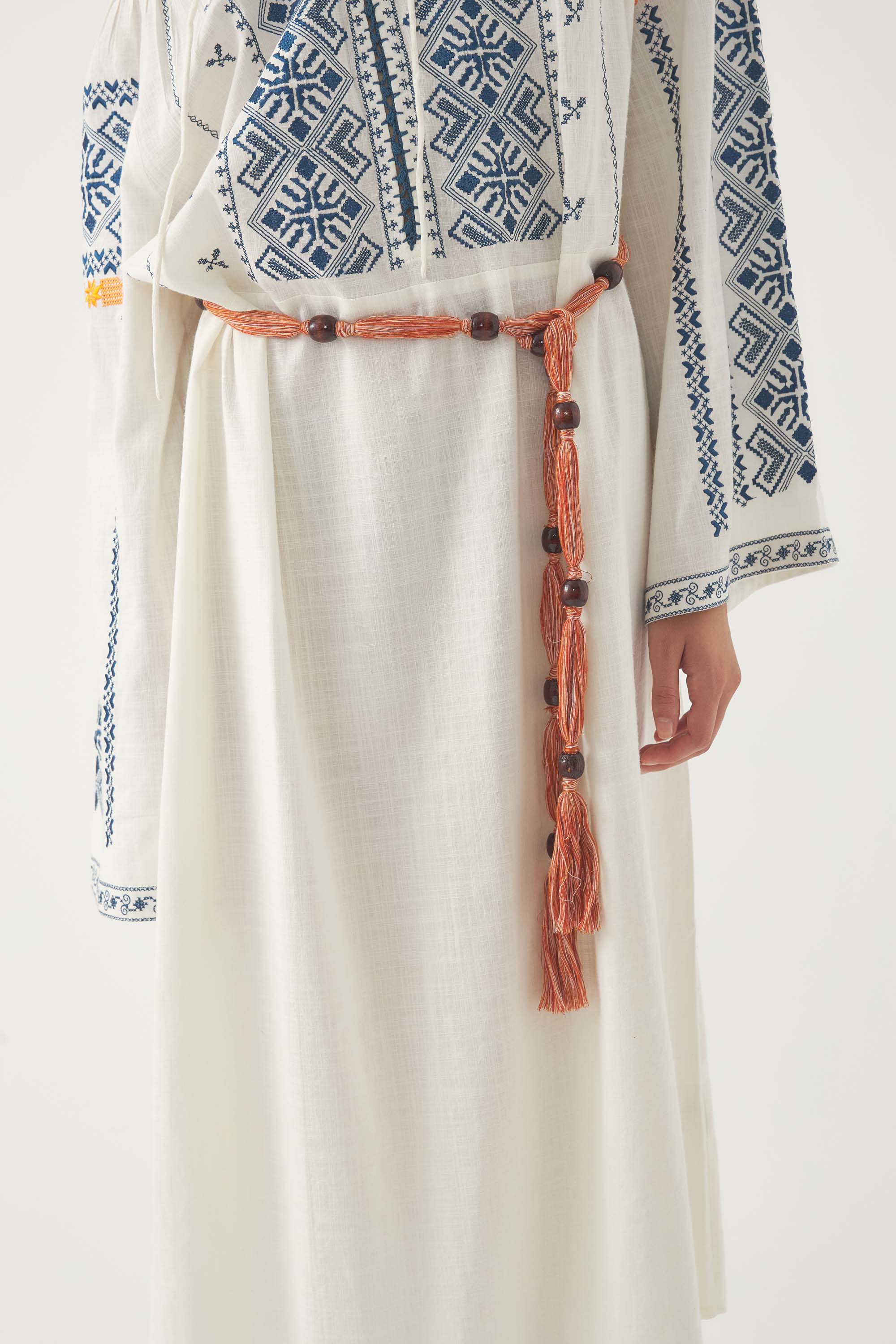 Robe brodée Edna - Image 5