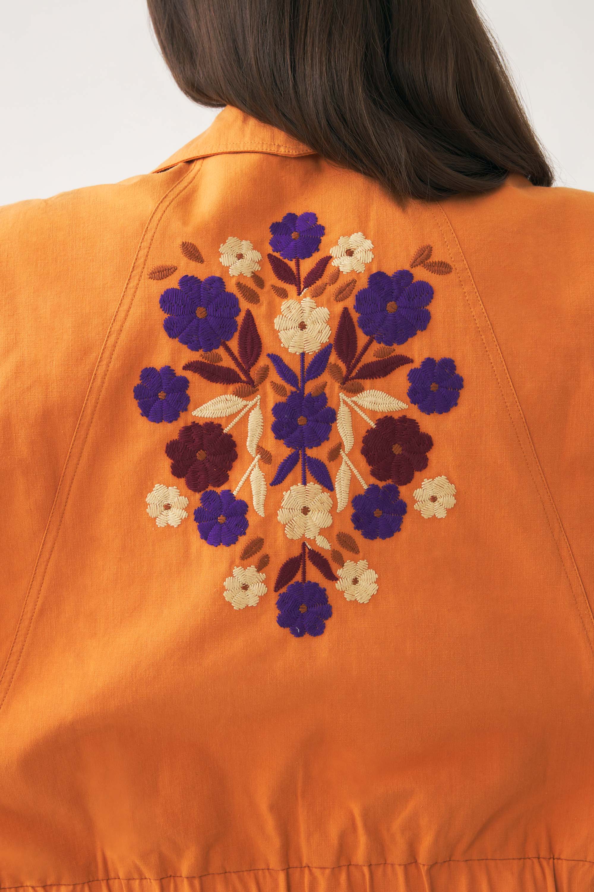 Veste brodée de fleurs Kimi - Image 4