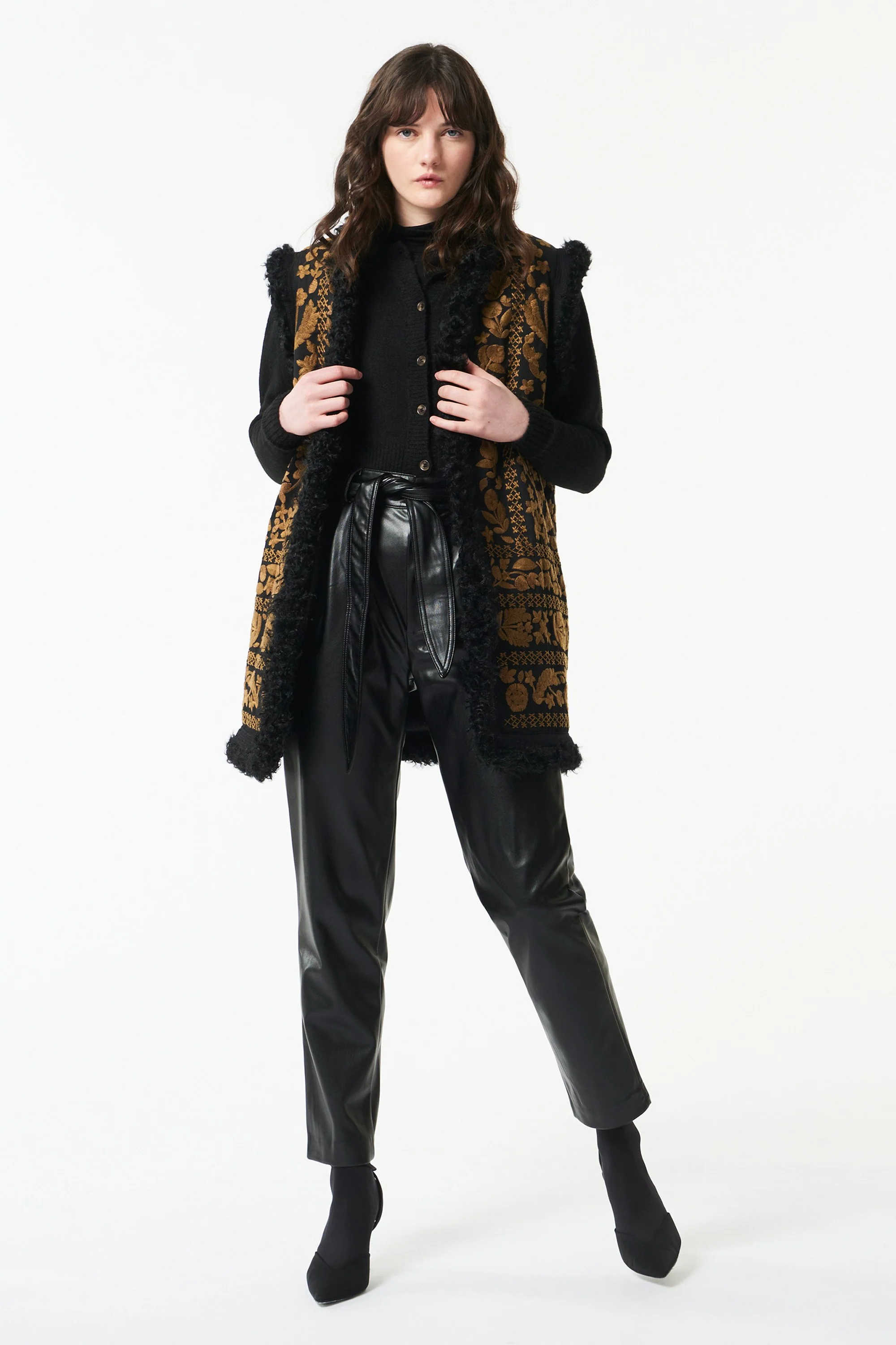 Gilet long en fourrure Huga - Noir et or