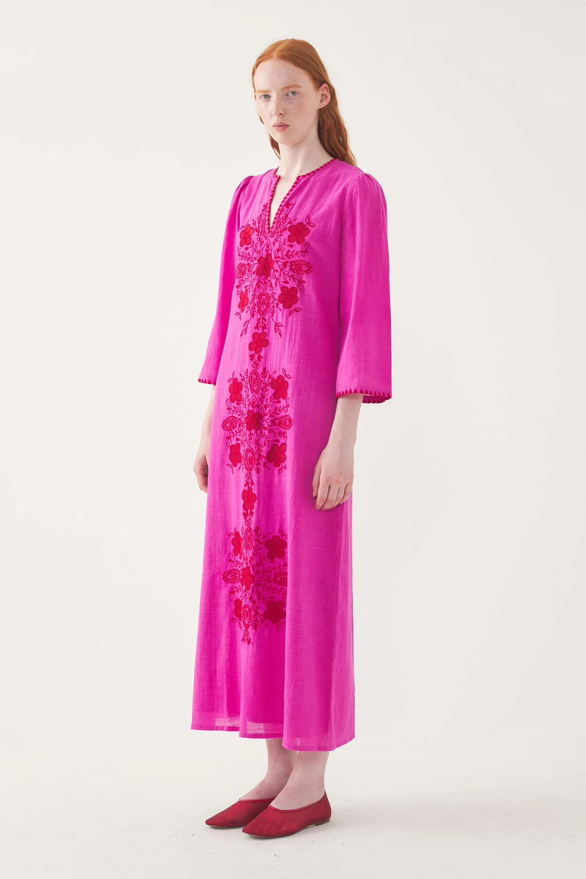 Robe longue brodée Vahani - Image 3