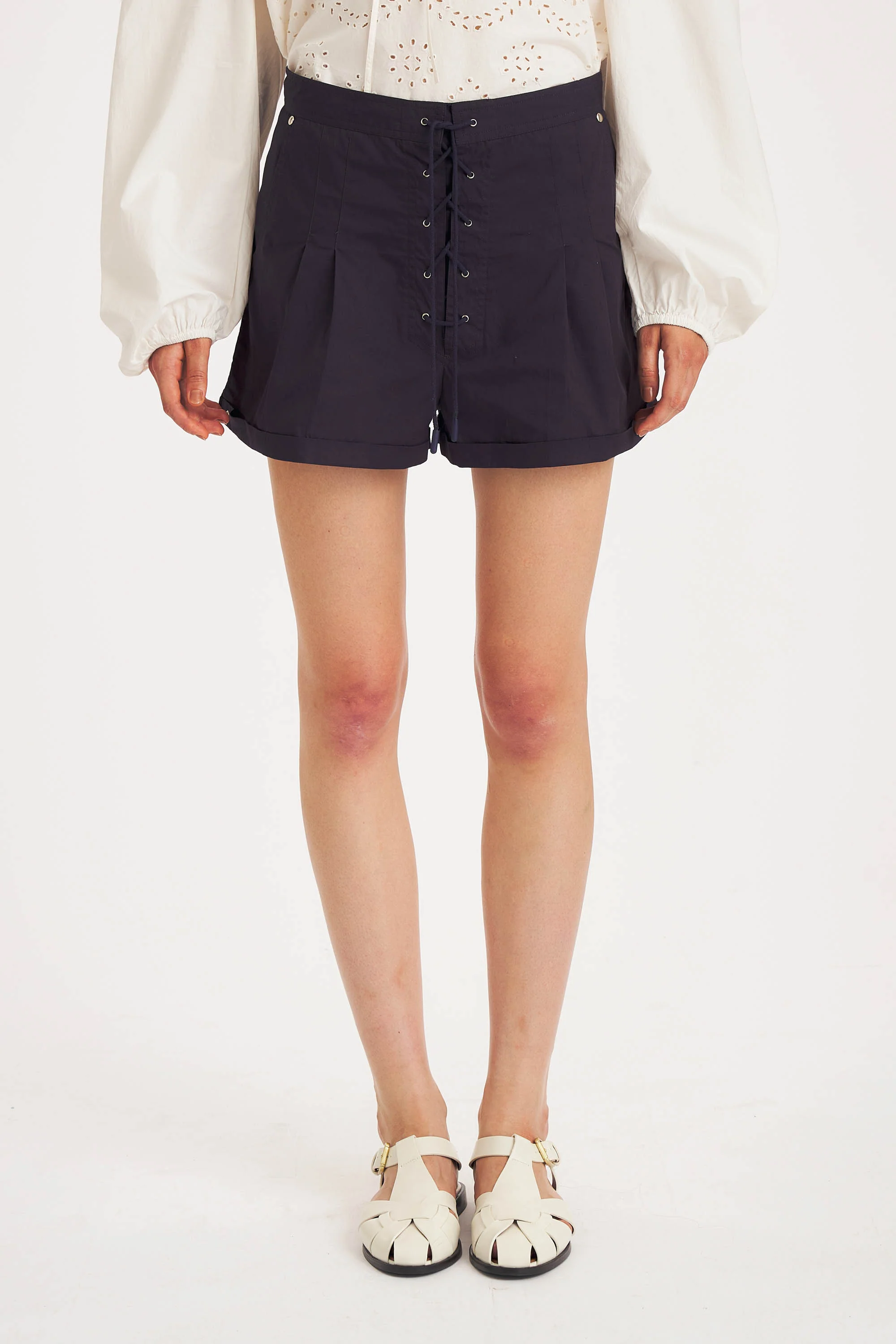 Short Taylora - Image 2